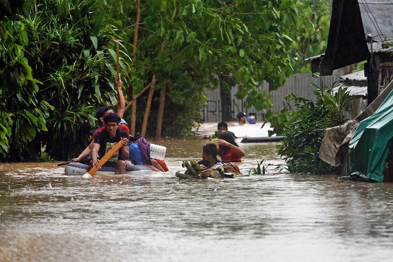 Miles de personas evacuadas por inundaciones en Filipinas