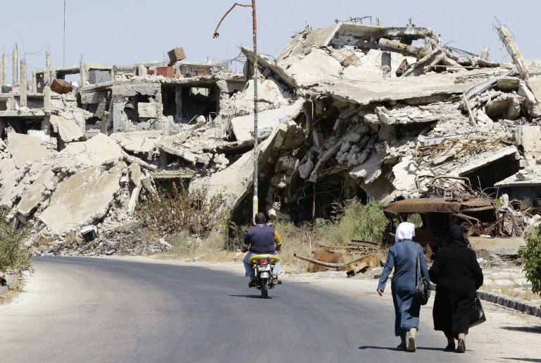 ONU reanuda la ayuda humanitaria enviando un convoy a zona asediada de Siria