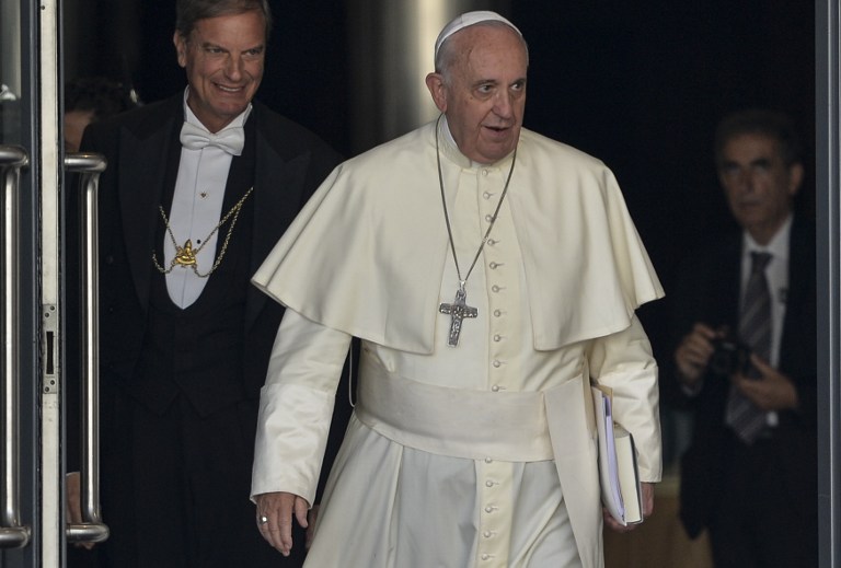Papa pide a obispos que &quot;hablen claro&quot; y sin tapujos sobre la familia