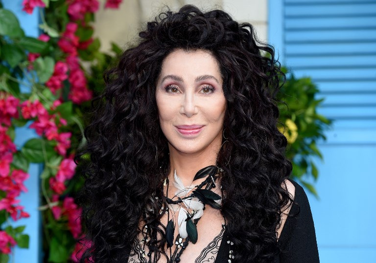 Cher lanzará un álbum con temas de Abba