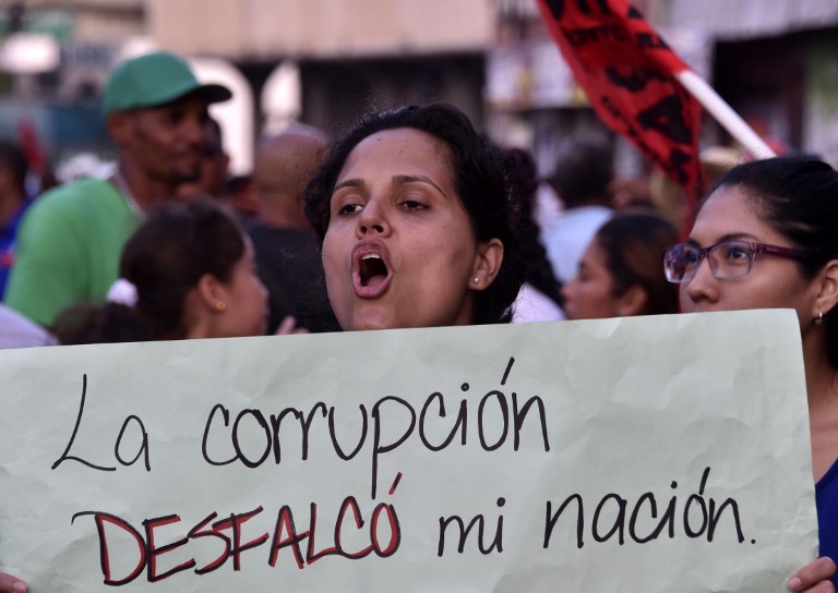 Miles de panameños protestan contra la corrupción e impunidad
