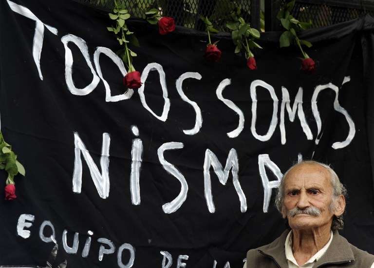 Entierran a Nisman y único imputado en causa por su muerte pide a Kirchner como testigo