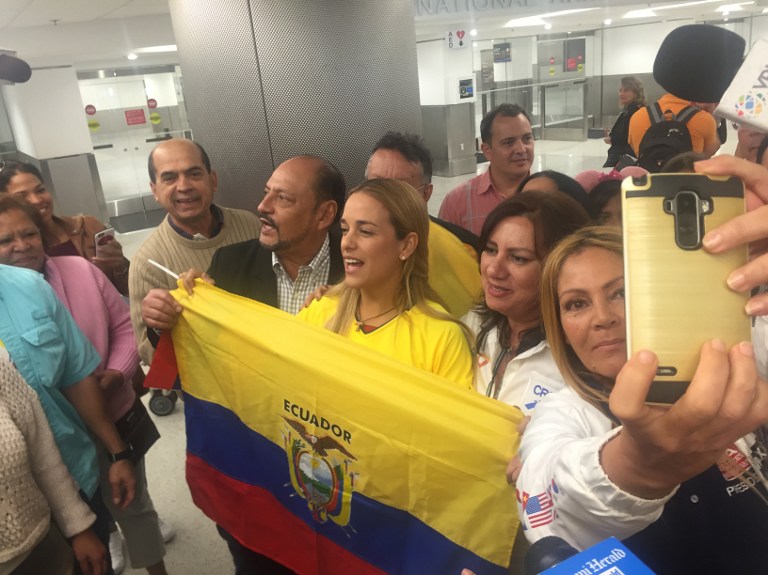 Exclusión de activista Lilian Tintori de Ecuador sigue generando reacciones
