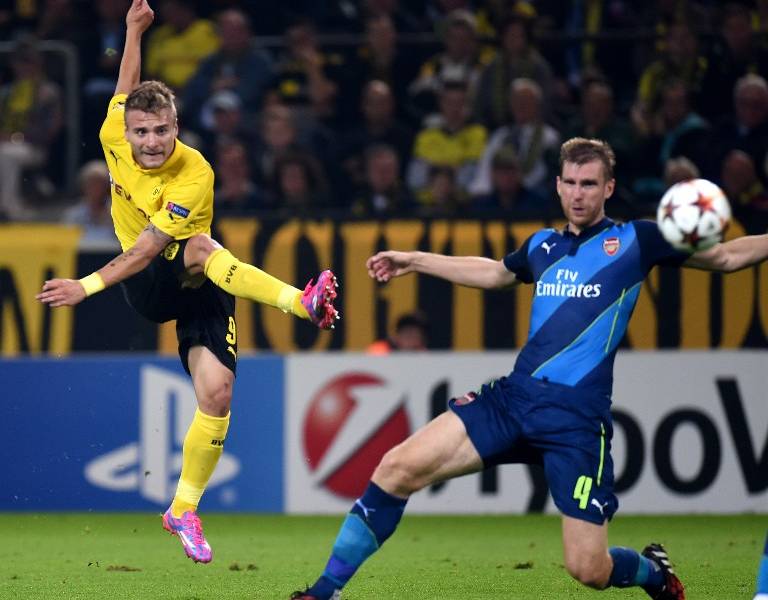 El Borussia Dortmund vence en casa al Arsenal