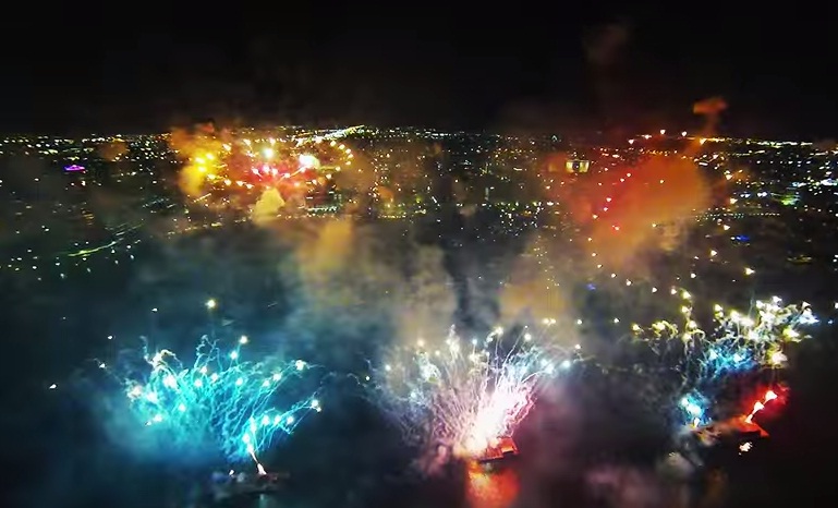 (VIDEO) Así se ven los fuegos artificiales en HD y desde el aire