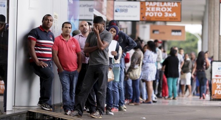 Desempleo récord en Brasil: 12 millones de personas sin trabajo