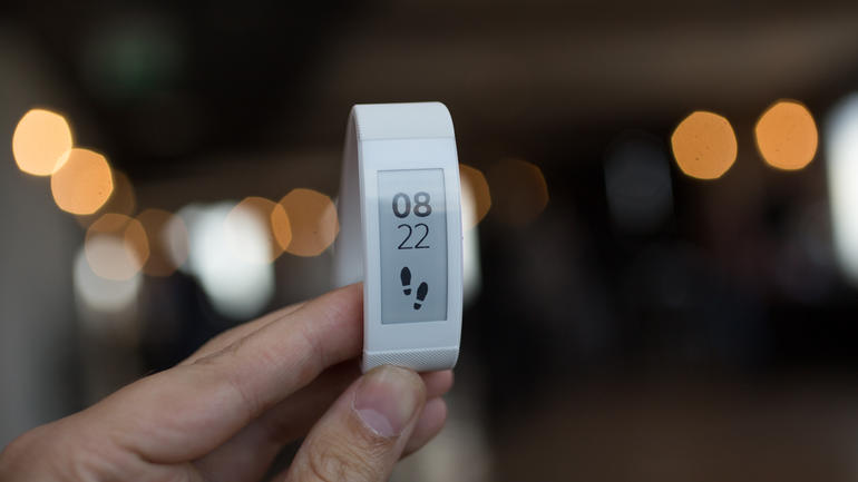 Sony presenta su pulsera inteligente para medir actividad física