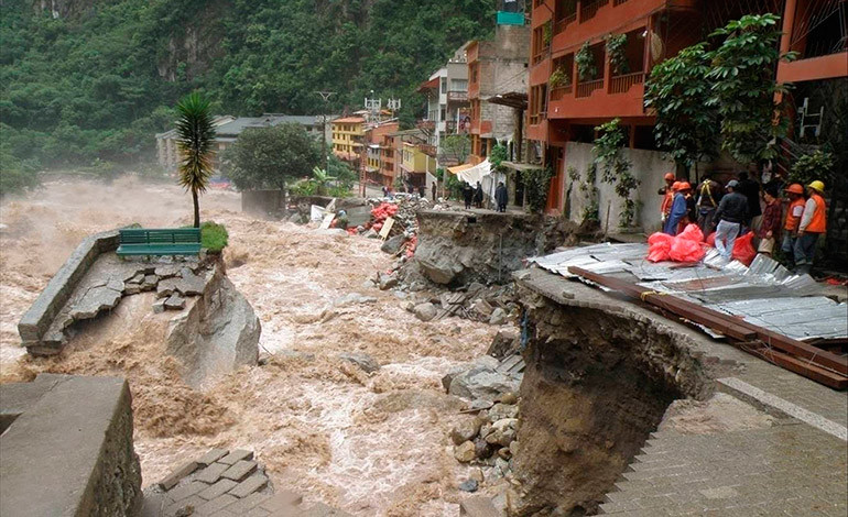Perú: Más 500.000 afectados, 48 muertos por fenómeno El Niño