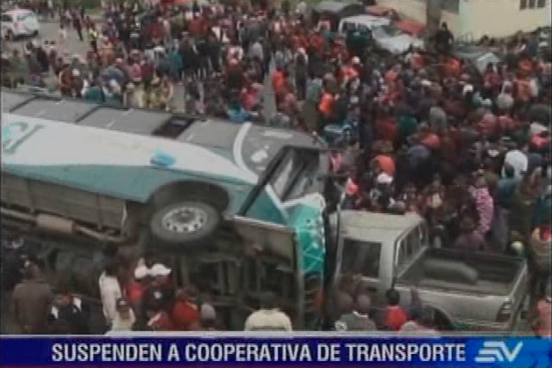 Cooperativa de bus que causó accidente en Cotopaxi fue suspendida