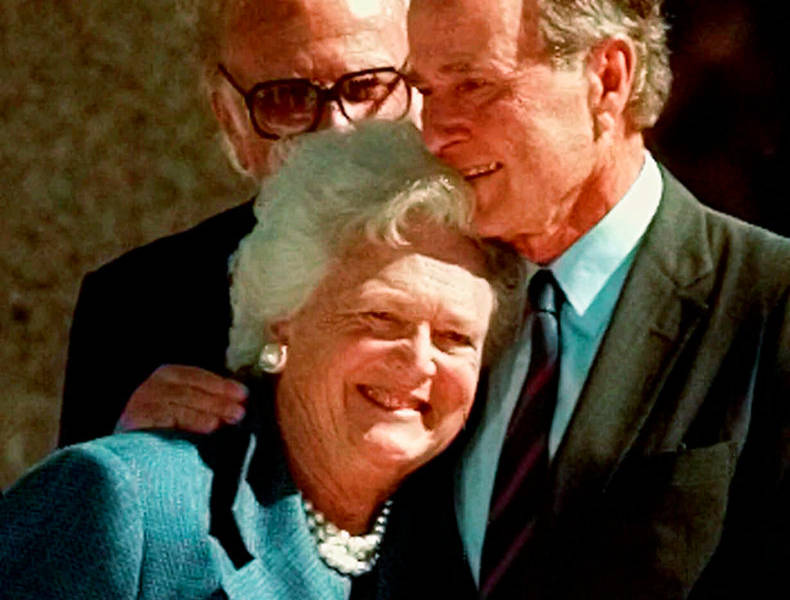 Fallece exprimera dama de EEUU Barbara Bush
