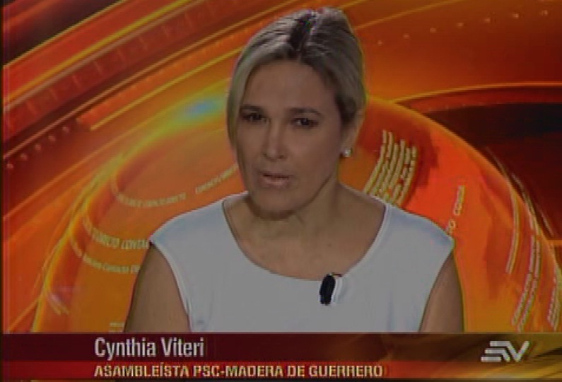 Cynthia Viteri: el presidente dialoga permanentemente con el espejo