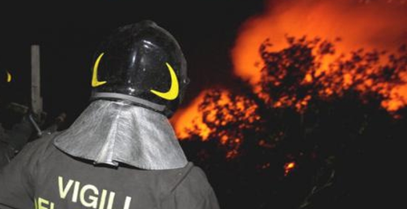Más de 160 incendios por la ola de calor en Italia