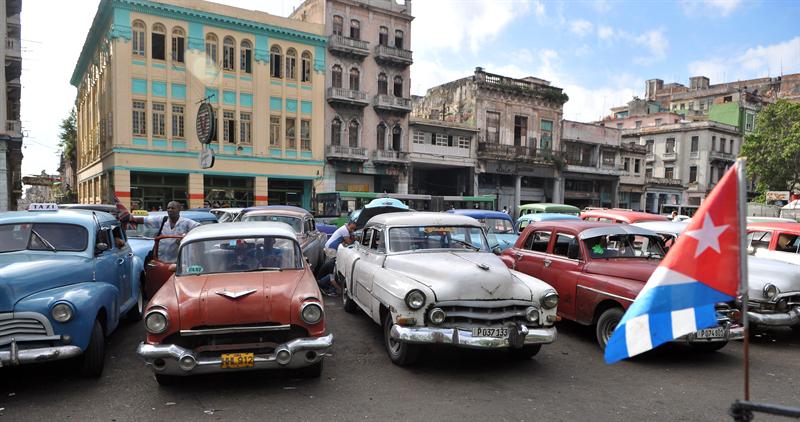 Cuba avanza en sus reformas y flexibiliza la venta minorista de autos