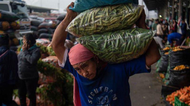4 razones de que la economía de Perú tenga el crecimiento más bajo de las últimas dos décadas