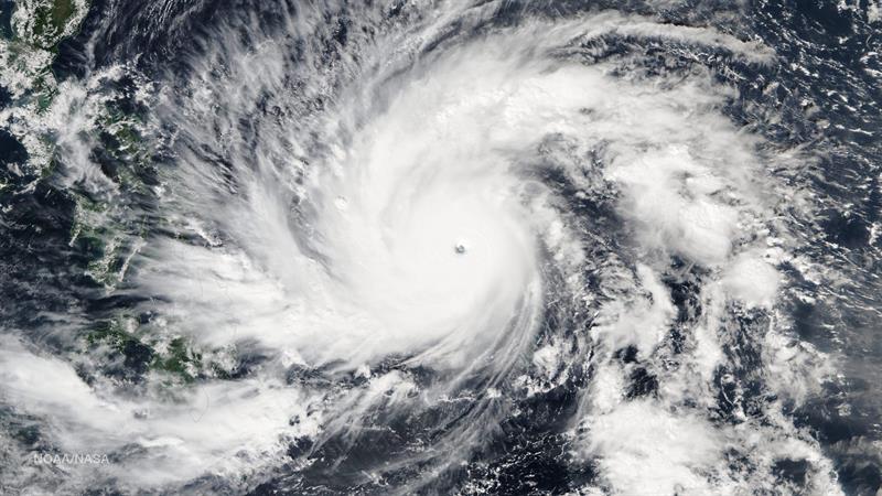 El tifón Hagupit llegó a Filipinas