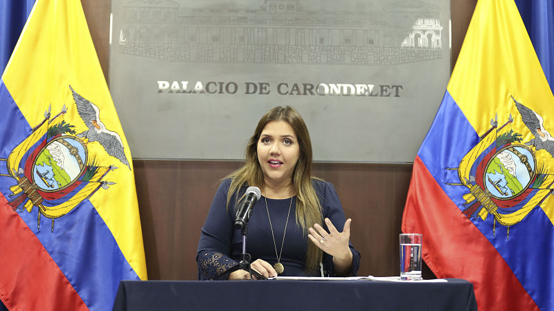 María Alejandra Vicuña presenta renuncia a la Vicepresidencia de la República