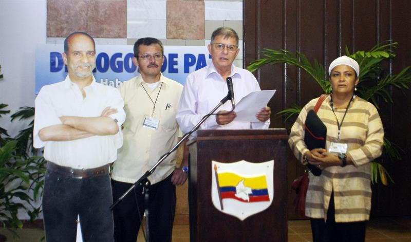 FARC proponen reconocer víctimas en Colombia desde década de 1930