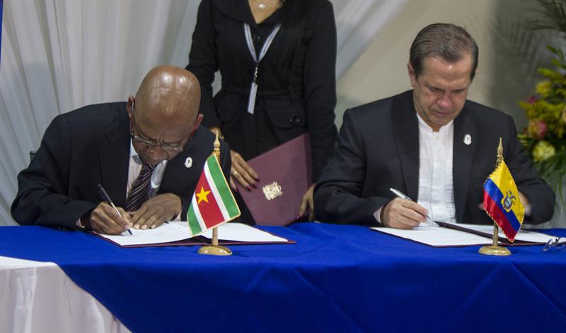 Ecuador y Surinam cooperarán en el área de productividad