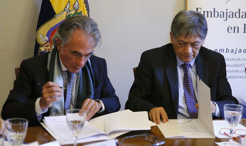 Universidades ecuatorianas y españolas cooperarán en investigación