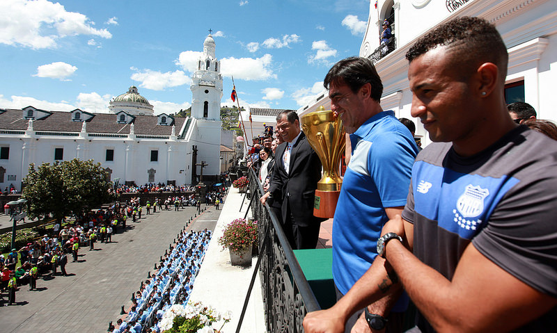 Presidente Correa almorzó con los héroes del Cenepa en Carondelet