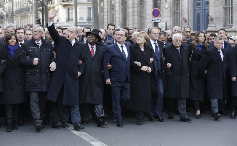 Casa Blanca lamenta no haber enviado a un alto funcionario a marcha en París