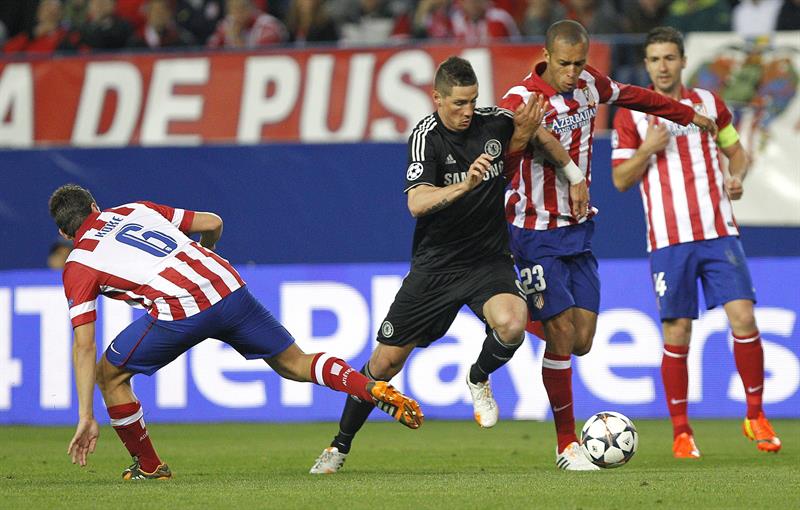 Mourinho se lleva un empate en la batalla táctica del Vicente Calderón