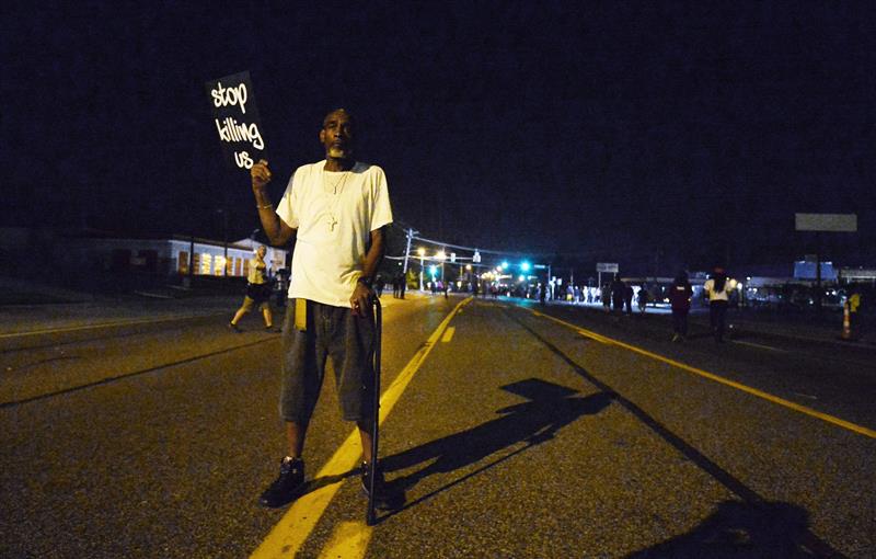 Policía de St.Louis mata a otro sospechoso cerca de Ferguson