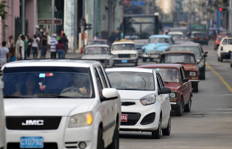 Cuba avanza en sus reformas y flexibiliza la venta minorista de autos
