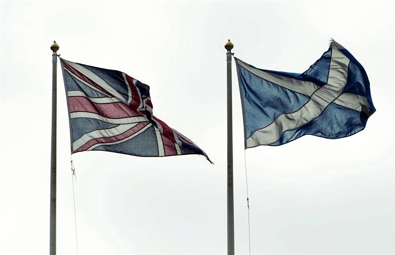 Sondeo da empate sobre la independencia de Escocia con avance del &quot;sí&quot;