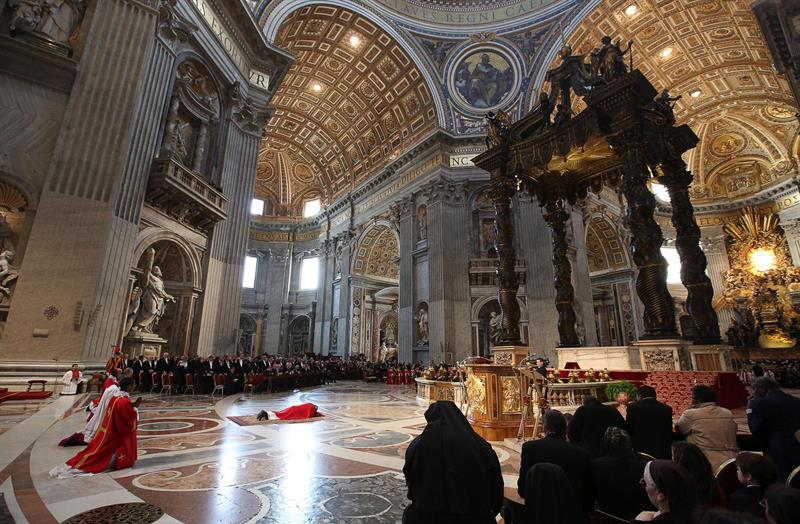 El papa presidirá su segunda vigilia pascual y bautizará a 10 catecúmenos