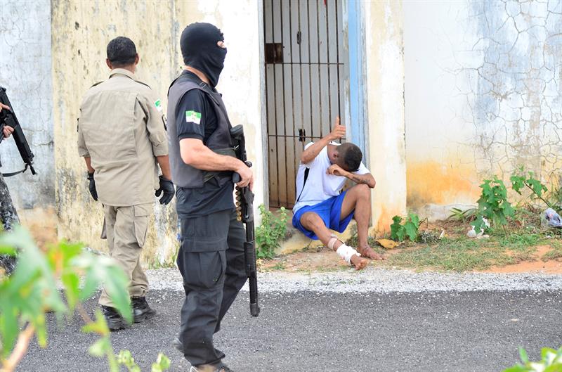 Brasil: Policía antimotines entra a cárcel para reprimir pandillas