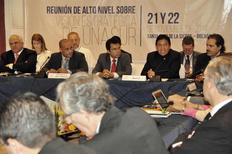 Unasur incluye en debates un tratado energético y ciudadanía suramericana