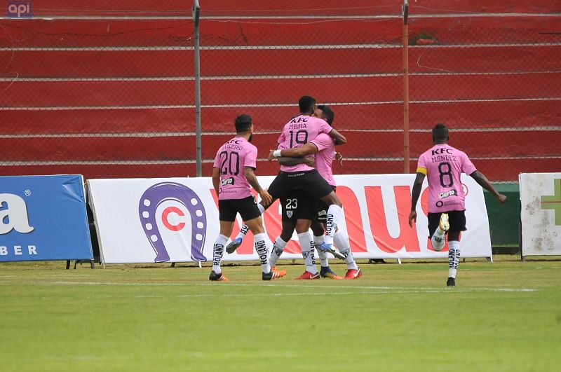 Independiente del Valle vence 3-1 a Macará y es líder provisional del torneo