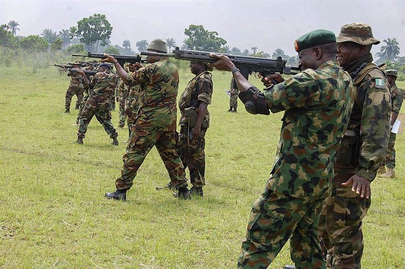 Soldados de Nigeria retoman el control de 17 localidades del noreste del país