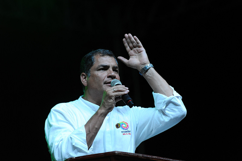 Correa destaca reanudación de relaciones de EEUU-Cuba y cese el fuego de FARC