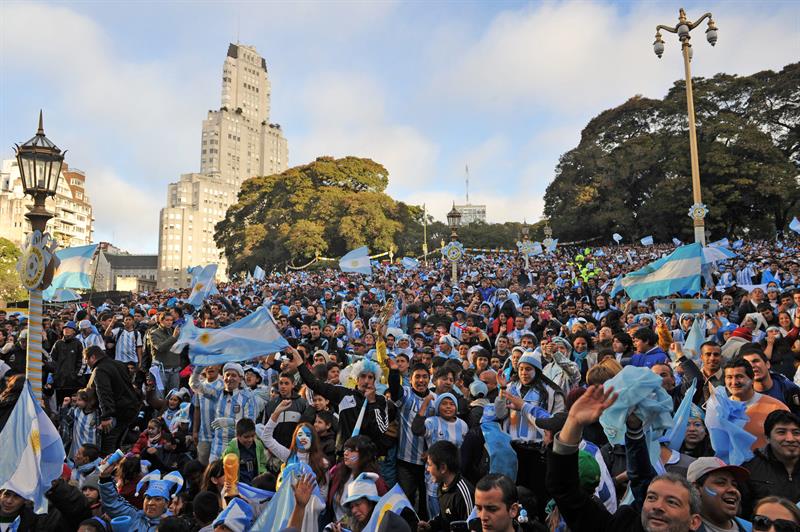 Río de Janeiro se prepara para la invasión argentina en la final del Mundial