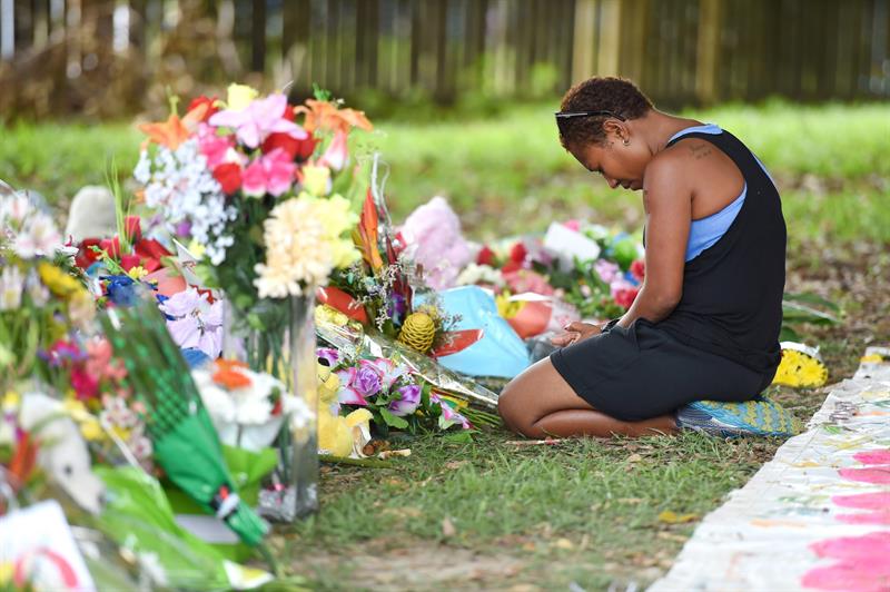 Imputada por asesinato madre de 7 niños apuñalados en Australia