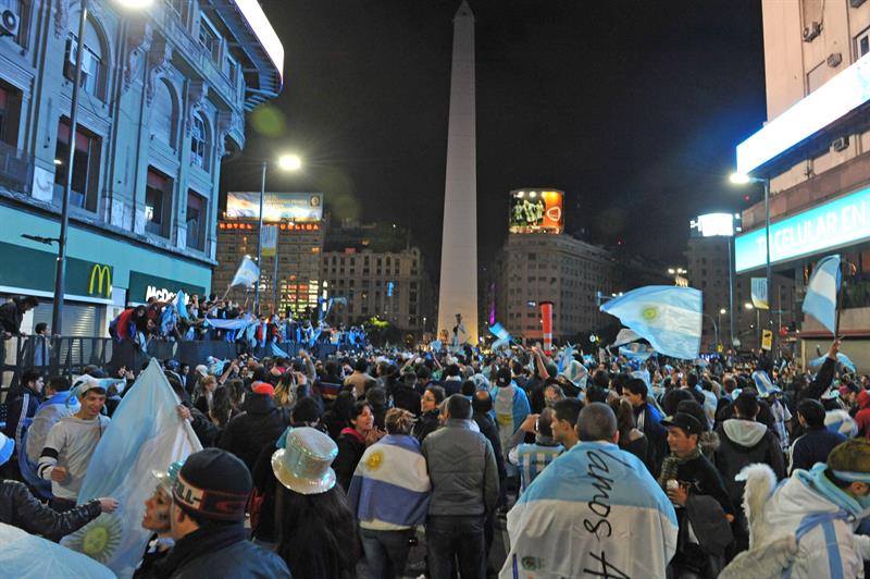 Río de Janeiro se prepara para la invasión argentina en la final del Mundial
