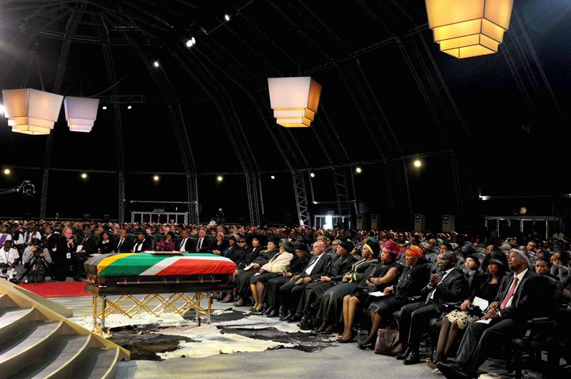 Sudáfrica y el mundo despiden para siempre a Mandela