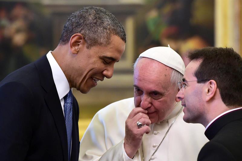 Obama se declara &quot;muy conmovido&quot; por palabras del papa Francisco