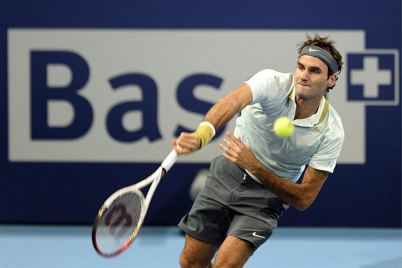 Cómoda victoria de Federer en su estreno en su Basilea
