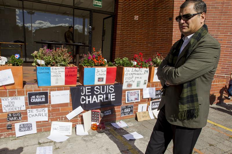 Quito también protestó en contra de atentados en París
