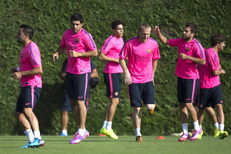 Suárez completa su primer entrenamiento con el Barça