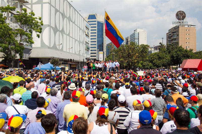 Venezuela denuncia en CIDH que protestas buscan generar intervención de OTAN