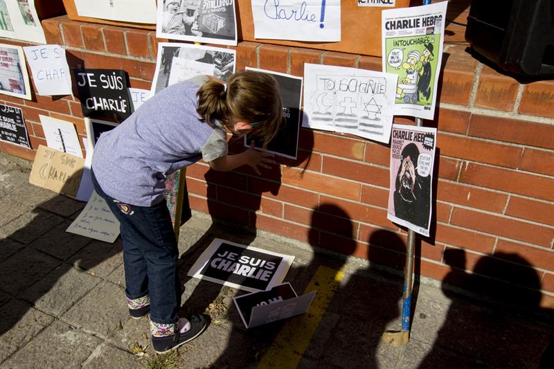 Quito también protestó en contra de atentados en París