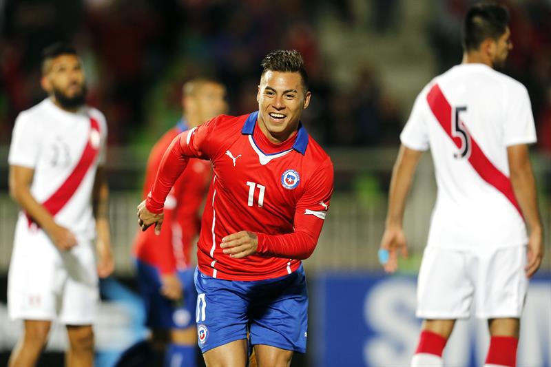 Chile goleó 3-0 a Perú en el &#039;Clásico del Pacífico&#039;