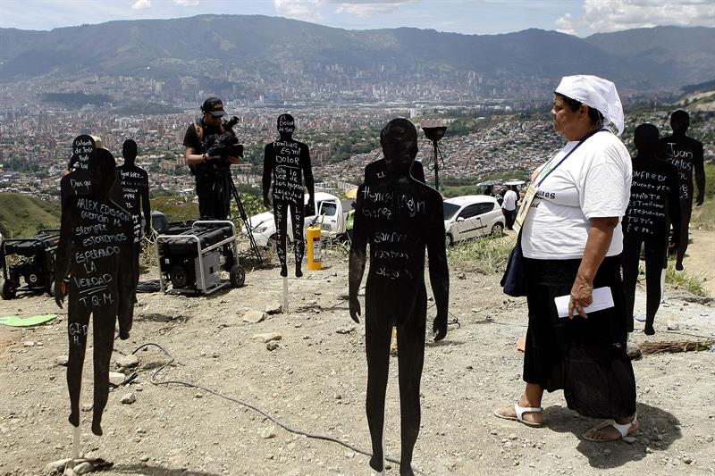 Colombia se llena de esperanza con la mayor exhumación de víctimas