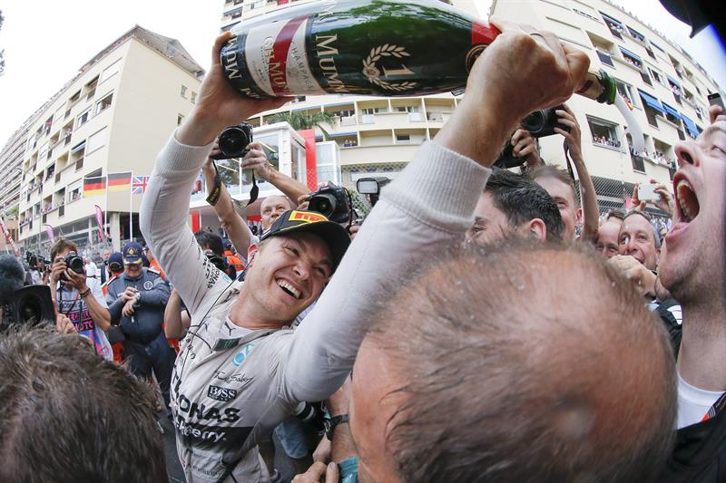 Rosberg logra su tercera victoria consecutiva en Mónaco