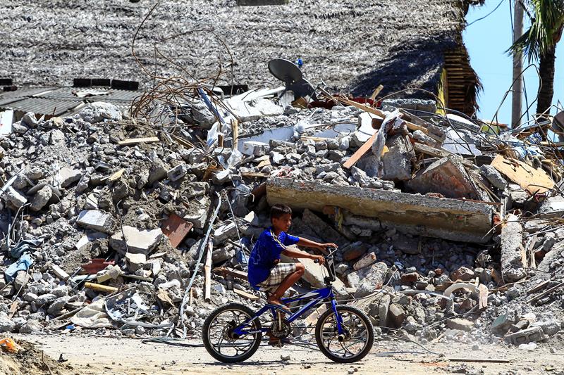 Unicef alerta que el terremoto dejó a 120 mil niños sin escuela en el país