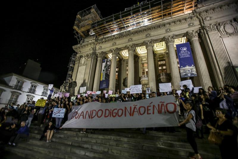 Protestas en Brasil contra violación colectiva de una joven